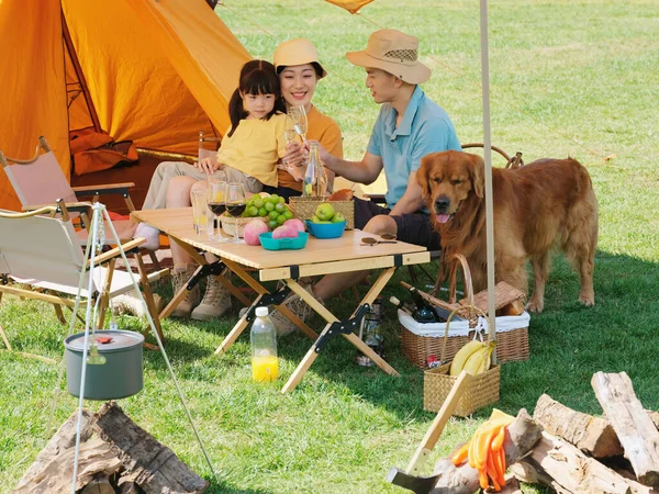 Tirer le meilleur parti de votre expérience de camping 4 étoiles avec des amis