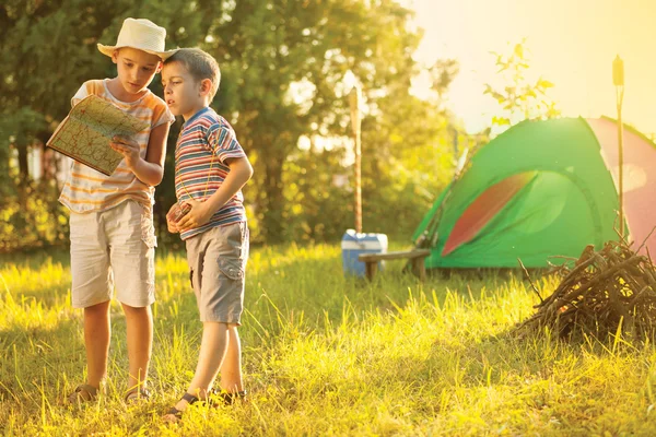 Comment trouver des campings pas cher pour cet été : nos astuces